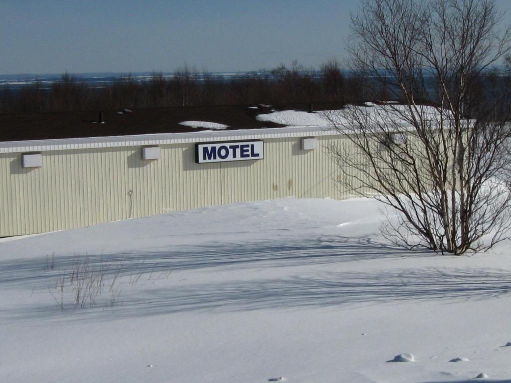 ביי - סאינטה - קתרין Motel De La Pointe Aux Bouleaux מראה חיצוני תמונה
